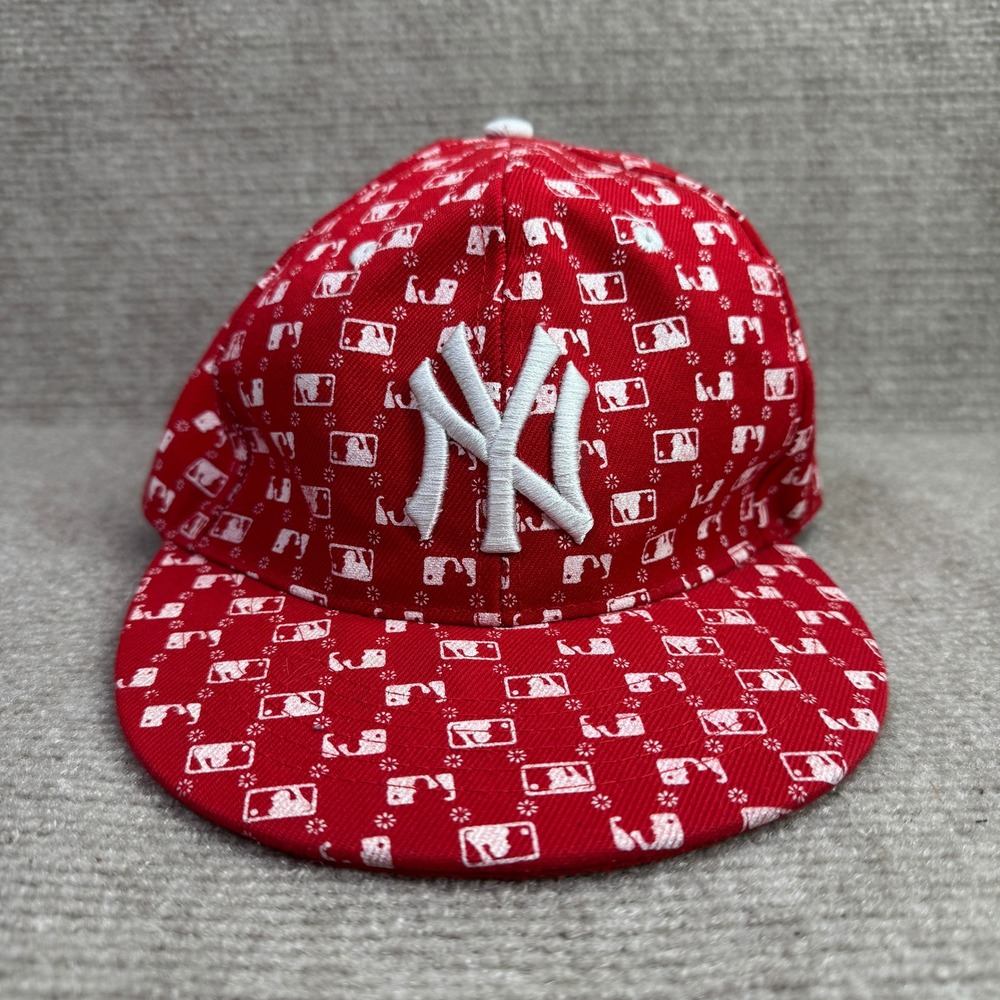New York Yankees Hat Fitted 7 1/4 Red‎ MLB All Over Print Baseball Cap Flat Brim